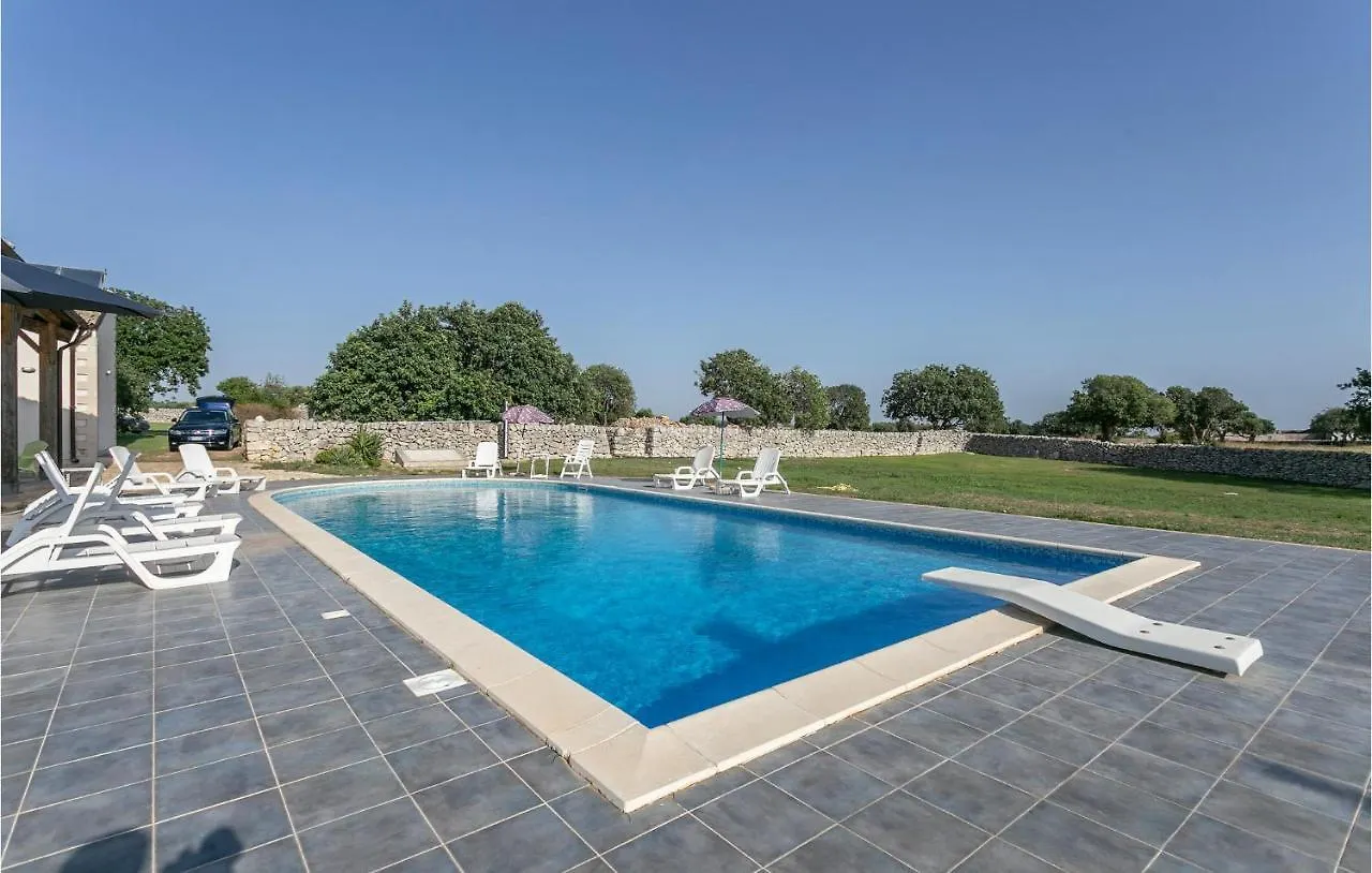 Awesome Home In Ragusa With Wifi Prázdninový dům